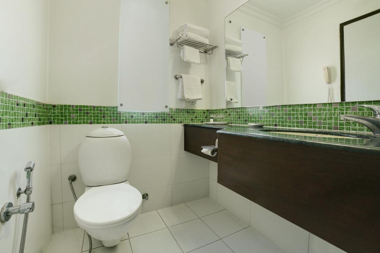 Clubhouse Nami Residency, Ahmedabad Hotel Buitenkant foto